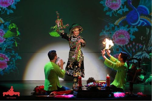 Các nhà nghiên cứu văn hóa dân gian trò chuyện về nghệ thuật hát Văn