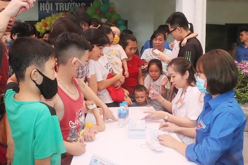 Lan tỏa yêu thương 'Ngày hội của bé' tại Bệnh viện Nhi Trung ương