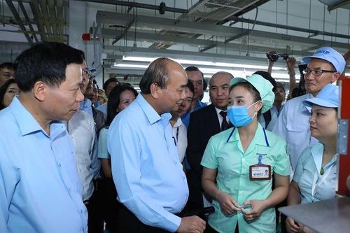 Luôn đặt con người vào trung tâm của sự phát triển, không để ai bị bỏ lại phía sau
