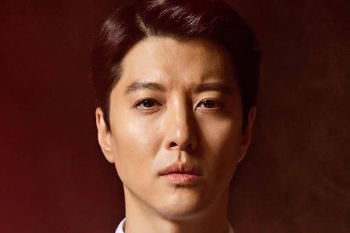 Bị khán giả phản ứng dữ dội khi ly hôn, Lee Dong Gun vẫn đóng phim mới