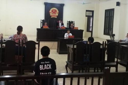 Đứa trẻ buộc phải ra tòa để tìm lại sự bình yên cho chính mình