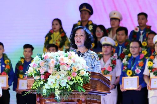 Đồng hành, cổ vũ những giá trị tốt đẹp trong lớp trẻ Việt Nam