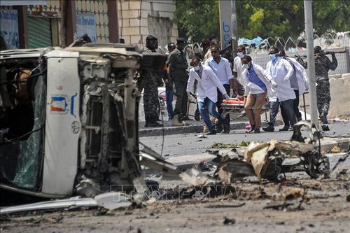Đánh bom trên xe buýt ở Somalia, ít nhất 10 người thiệt mạng