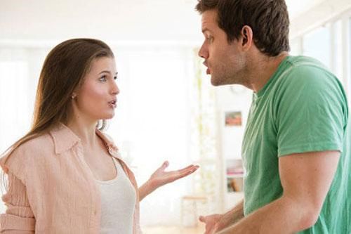 Vợ hãy bỏ ngay những thói quen này nếu không muốn bị chồng đâm đơn ra tòa