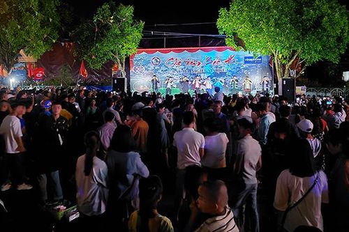 Hấp dẫn chương trình nghệ thuật 'Hương sắc cao nguyên trắng'