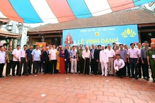 Vinh danh và trao thưởng khuyến học dòng họ Vũ – Võ Việt Nam