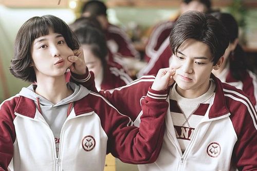 Nhờ những cặp đôi huyền thoại này mà thanh xuân của chúng ta thêm đáng nhớ
