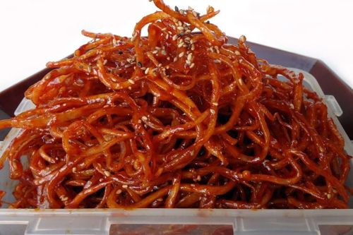 Mực khô chiên mắm hút tín đồ ăn đêm ở TP.HCM
