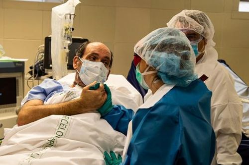 Dịch COVID-19: Tây Ban Nha đề xuất gia hạn phong tỏa, Italy và Pháp dịch bệnh giảm dần
