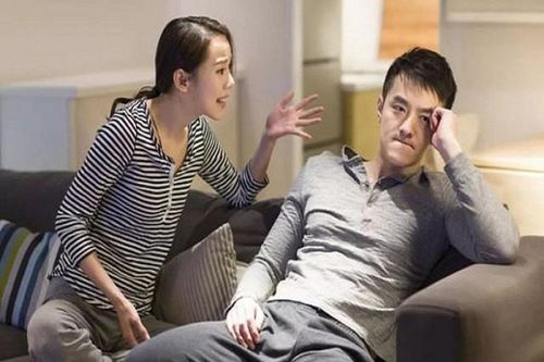 Vợ giận đùng đùng khi biết tôi lấy 100 triệu giúp tình cũ trọng bệnh