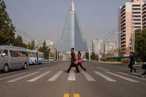 Triều Tiên mở cửa trường học trở lại