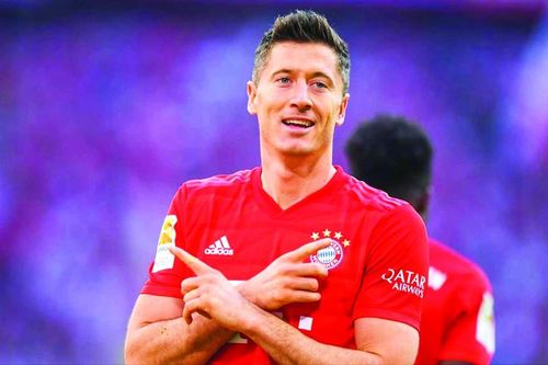 Lewandowski đe dọa vị thế của Messi - Ronaldo