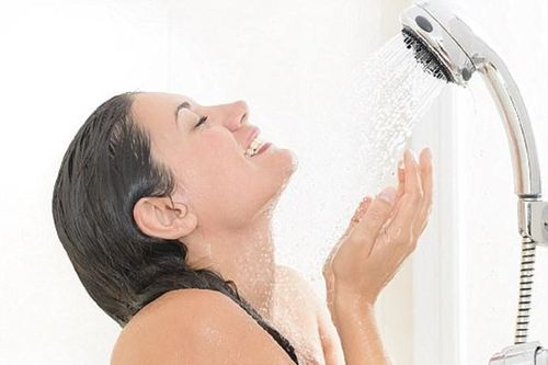 Những 'cấm kỵ' khi tắm gội ngày nắng nóng, cần biết để khỏi đột tử