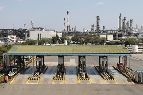 Giá dầu trên thị trường châu Á giảm trước thềm cuộc họp của OPEC+