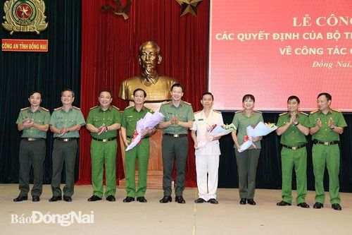 Đại tá Trần Tiến Đạt giữ chức Phó giám đốc Công an tỉnh