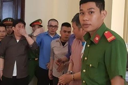 Bắt cóc đòi nợ thuê, 3 anh em ruột lĩnh 56 năm tù