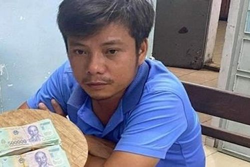 'Đột nhập' ô tô hàng xóm trộm 100 triệu đồng