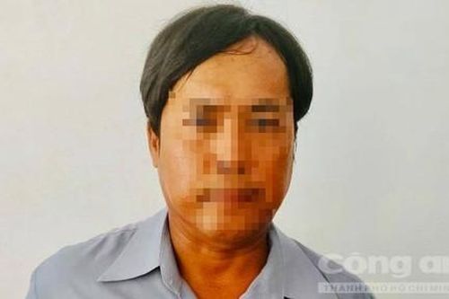 Phạt người đàn ông chữa bệnh cho dân bằng… niềm tin