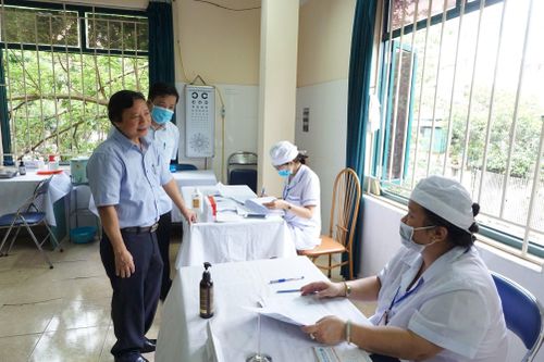 Sáng nay (1-6), Hà Nội đồng loạt triển khai cho trẻ uống vitamin A liều cao miễn phí