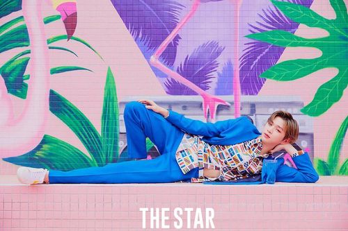 Ngắm Kang Daniel đáng yêu như một trái cam trong bộ ảnh mùa Hè trên The STAR