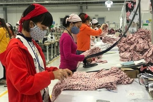 Cắt giảm một số hoạt động chưa cần thiết để chăm lo người lao động bị ảnh hưởng bởi Covid-19