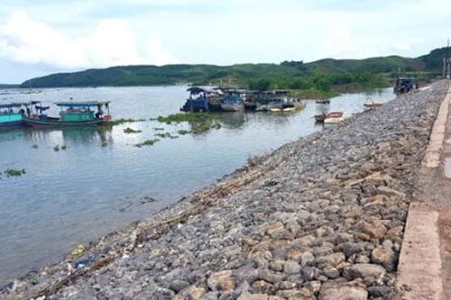Xây kè, ổn định chỗ ở cho hàng nghìn hộ dân ven sông Hà Nội