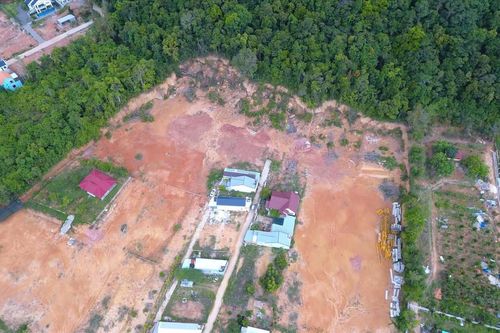 Nát tan đất rừng Phú Quốc: Có dấu hiệu thông đồng bên trong?