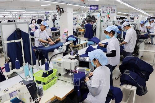 Lấy đà phục hồi, phát triển kinh tế - Bài 1: Cùng chia sẻ khó khăn