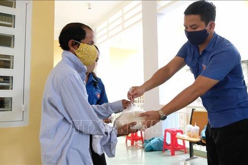 Hỗ trợ hơn 1.300 tấn gạo cho người dân Khánh Hòa thiếu đói do hạn hán
