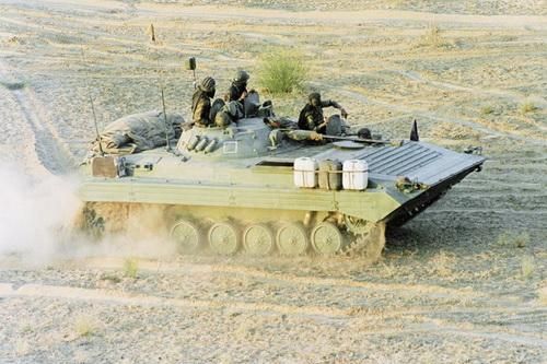 Ấn Độ đặt hàng số lượng lớn xe chiến đấu bộ binh BMP-2