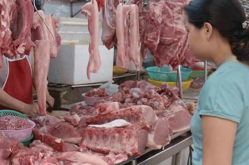3 bài toán chi tiêu khi đi chợ lúc thịt lợn tăng giá