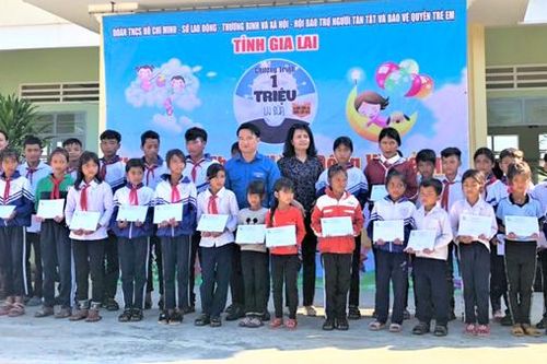 Triển khai chương trình 'Một triệu ly sữa' tại Kông Chro