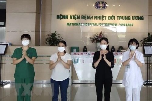 Thêm 4 ca COVID-19 khỏi, Việt Nam điều trị thành công cho 297 ca bệnh