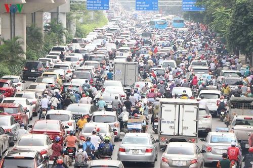 Bộ Giao thông Vận tải lại 'rút' quy định bật đèn nhận diện xe máy ban ngày