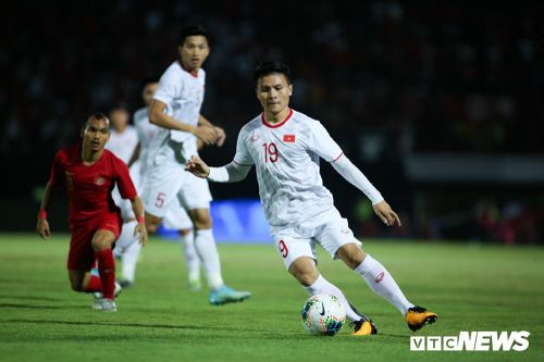 10 cầu thủ Việt đắt nhất V-League: Chỉ có 3 tuyển thủ Quốc gia, vắng Hùng Dũng