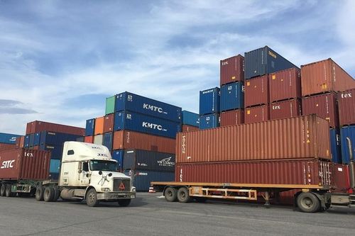 Ngành Hải quan thu ngân sách đạt 123.484 tỷ đồng