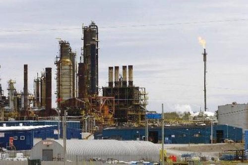 Giá dầu tăng chạm đỉnh 3 tháng trước dự đoán OPEC+ tiếp tục giảm sâu nguồn cung