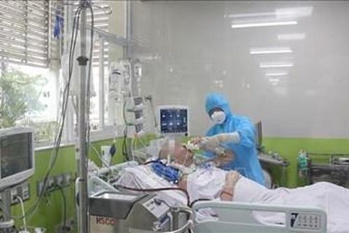 Bệnh nhân phi công người Anh đã tỉnh táo hoàn toàn