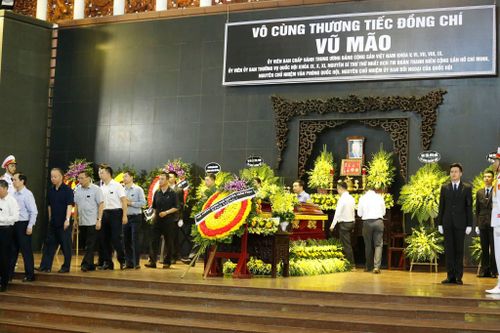 Tổ chức trọng thể lễ tang đồng chí Vũ Mão theo nghi thức Lễ tang Cấp cao