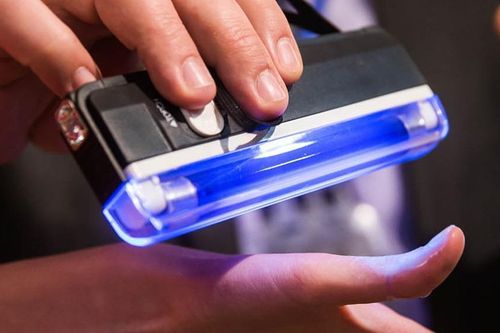 Nga nghiên cứu khả năng dùng tia UV để tiêu diệt virus corona ngay trong cơ thể người