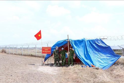 Phòng, chống dịch COVID-19 ở tuyến biên giới - Bài cuối: Tạo lá chắn thép