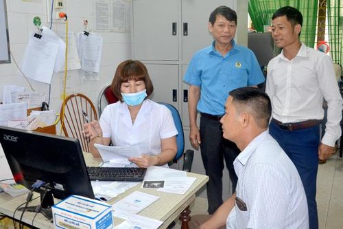 Quan tâm đến đời sống của người lao động