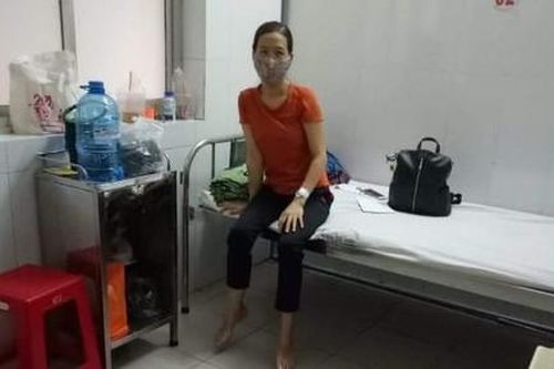 Phụ huynh đánh cô giáo gục tại bục giảng chỉ bị phạt 2,5 triệu đồng