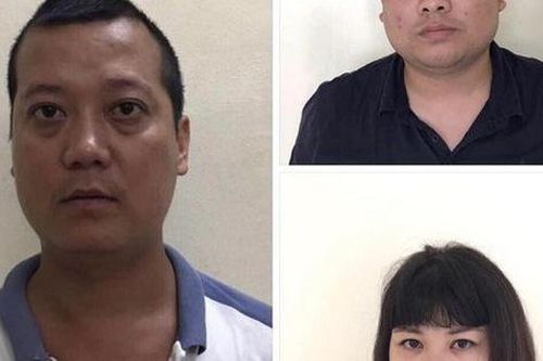 Hai vợ chồng cùng đi bắt, đánh con nợ để đòi tiền