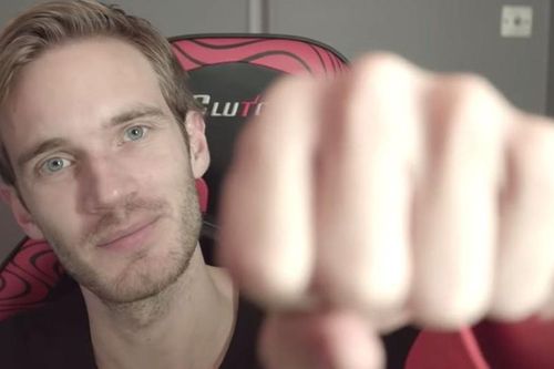 Một kênh YouTube bất ngờ sắp vượt mặt PewDiePie, nhưng YouTuber này phản ứng cực đáng yêu