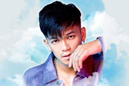 Trọng Hiếu hát cùng 17 nghệ sĩ quốc tế