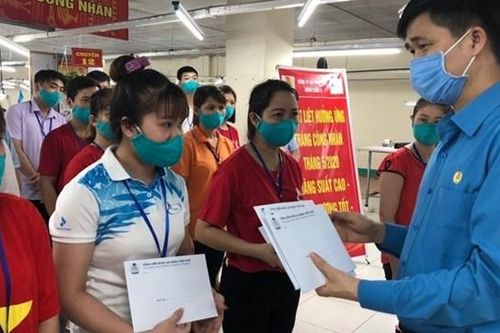 Công đoàn Việt Nam dành nguồn lực hỗ trợ người lao động