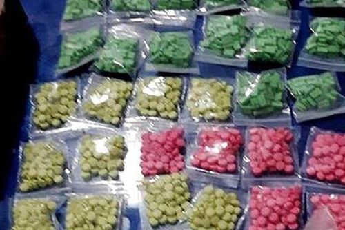 Bánh kẹo trộn ma túy được rao bán trên mạng