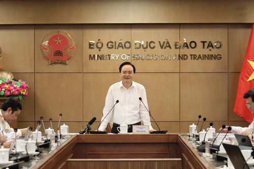 Dạy học trực tuyến và truyền hình sẽ trở thành phương thức chính thức