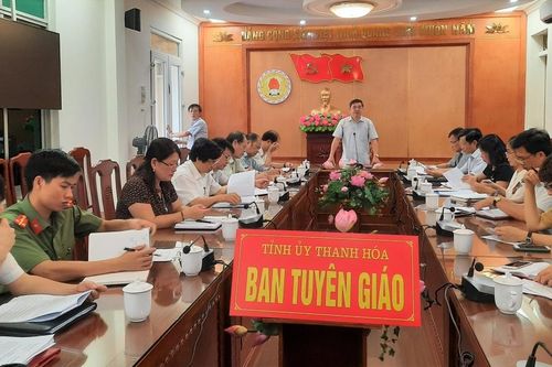 Thanh Hóa: Trưng bày chuyên đề '90 năm truyền thống vẻ vang của Đảng bộ tỉnh'